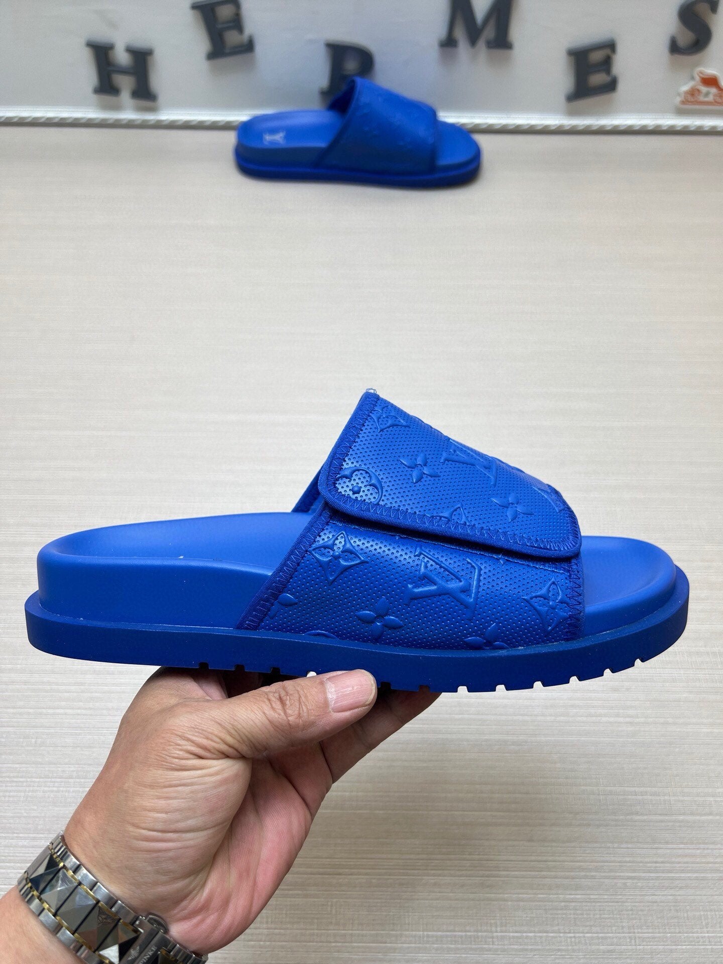 5WE253Z Popular Slippers