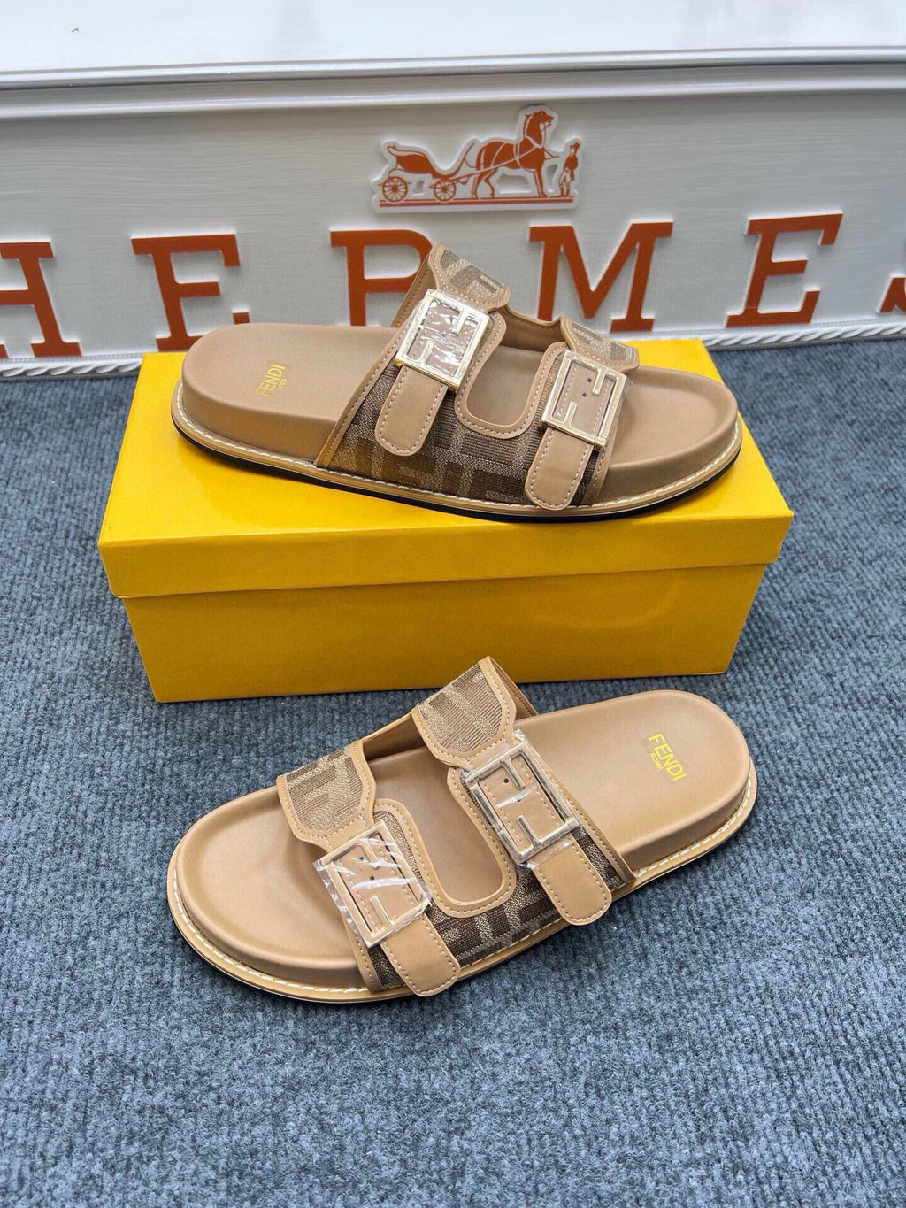 54F38Z Popular slippers