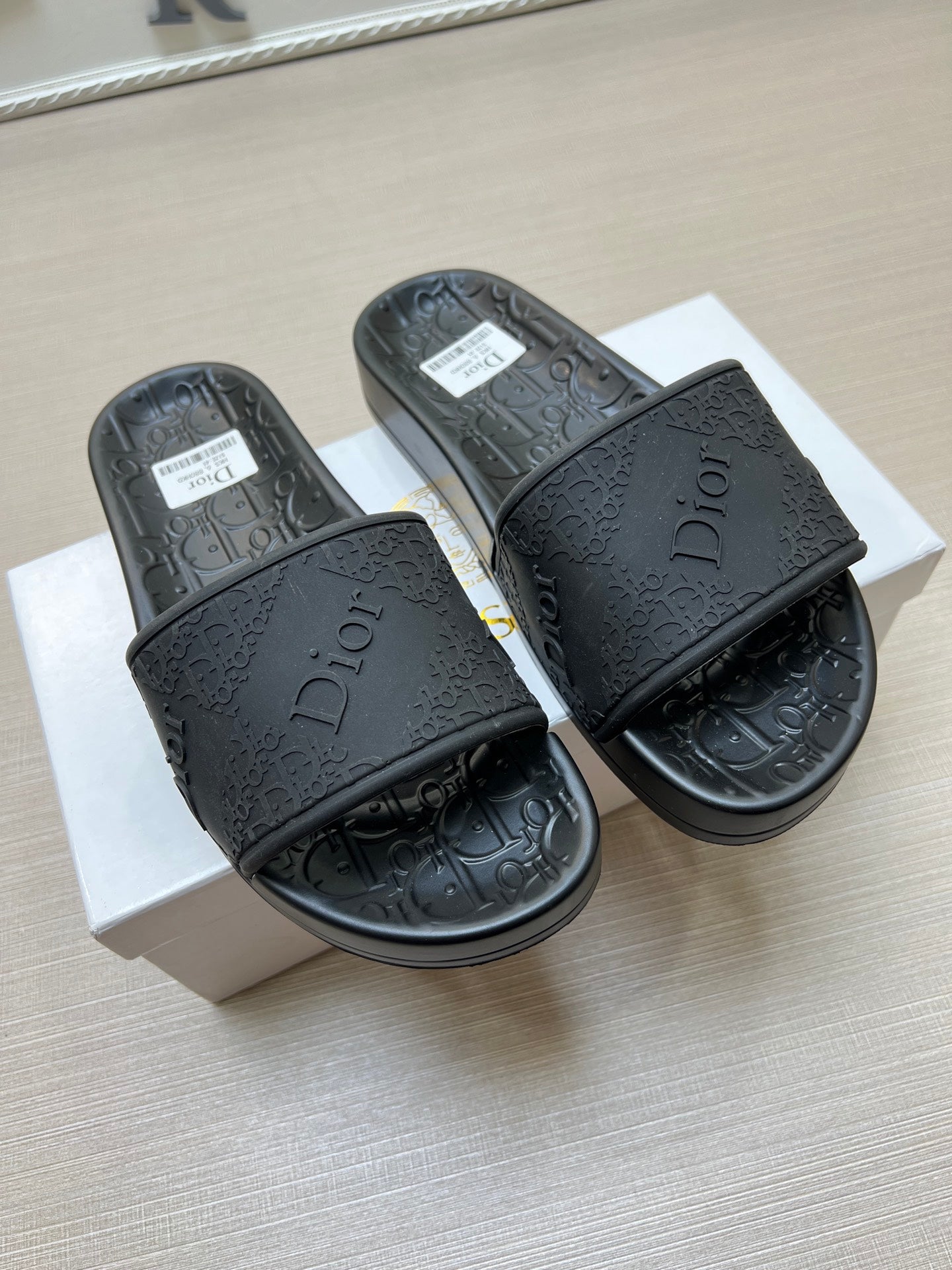 535ZD279Z Popular Slippers