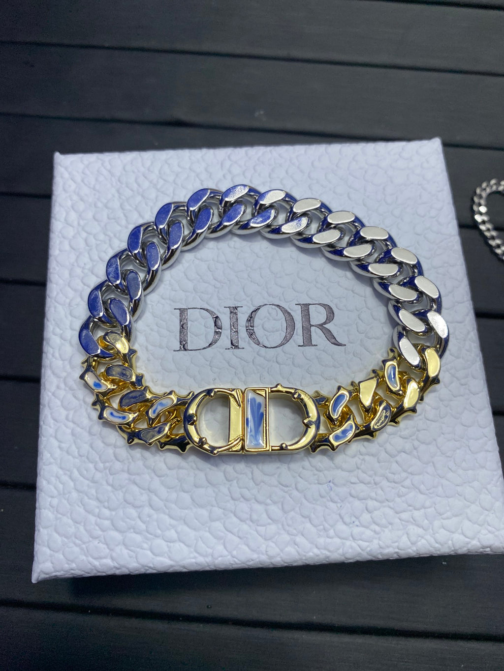 165ND8X Popular    Bracelets