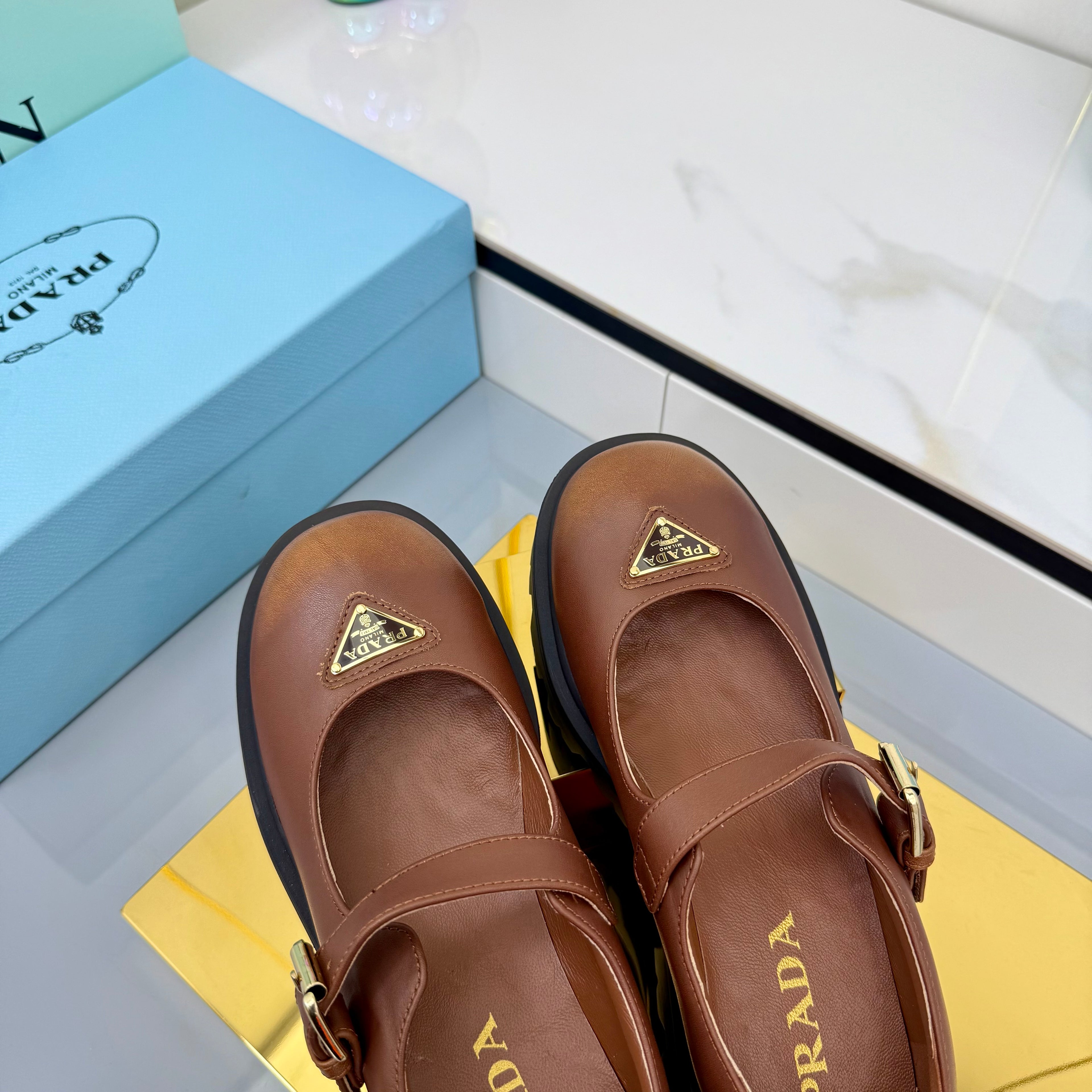 2105QP308Z Popular high-quality Shoes