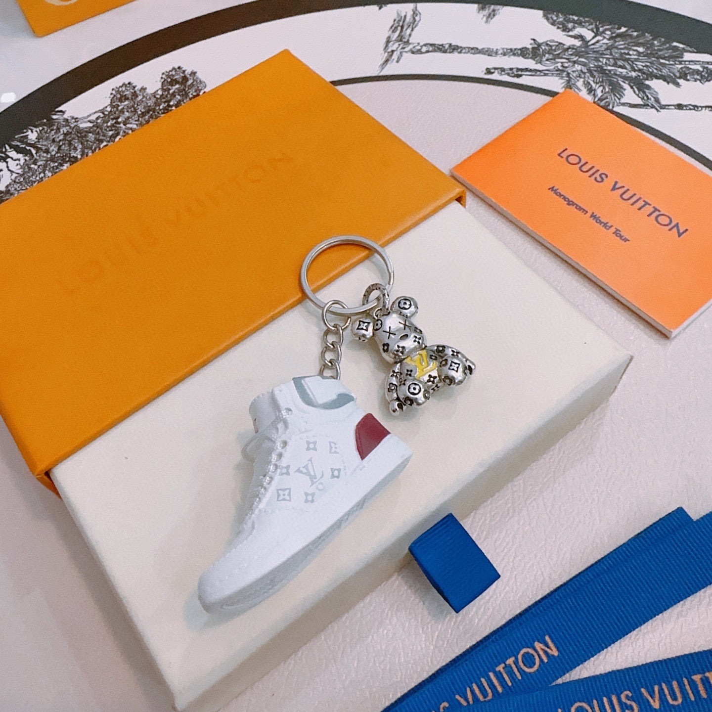 35ZE70A Popular bag 's charms accessories