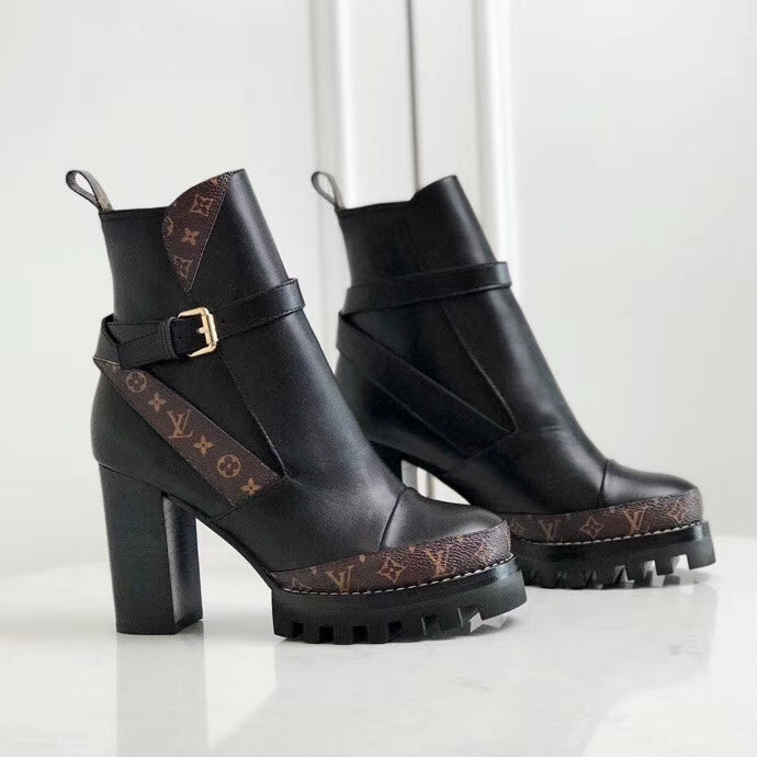 2E01Z Popular high quality Boots