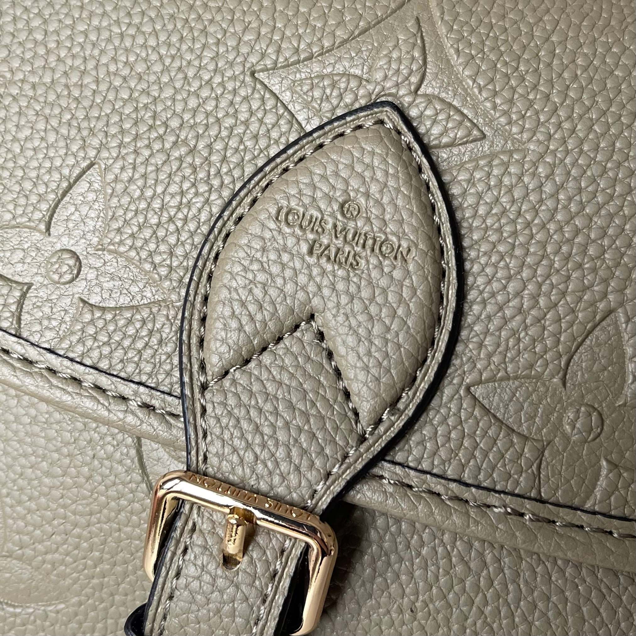 136PE38B Popular leather bag