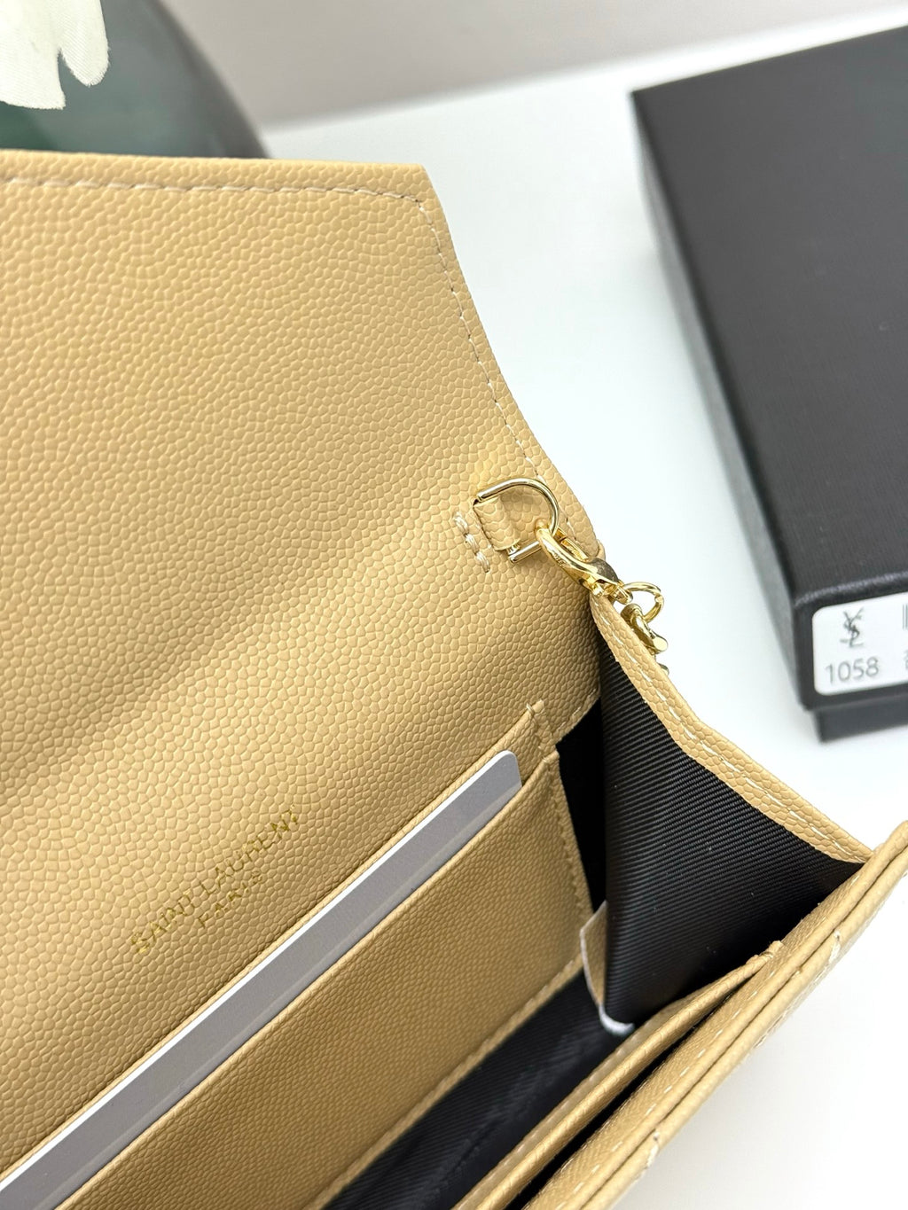 136PSL14B Popular card holder