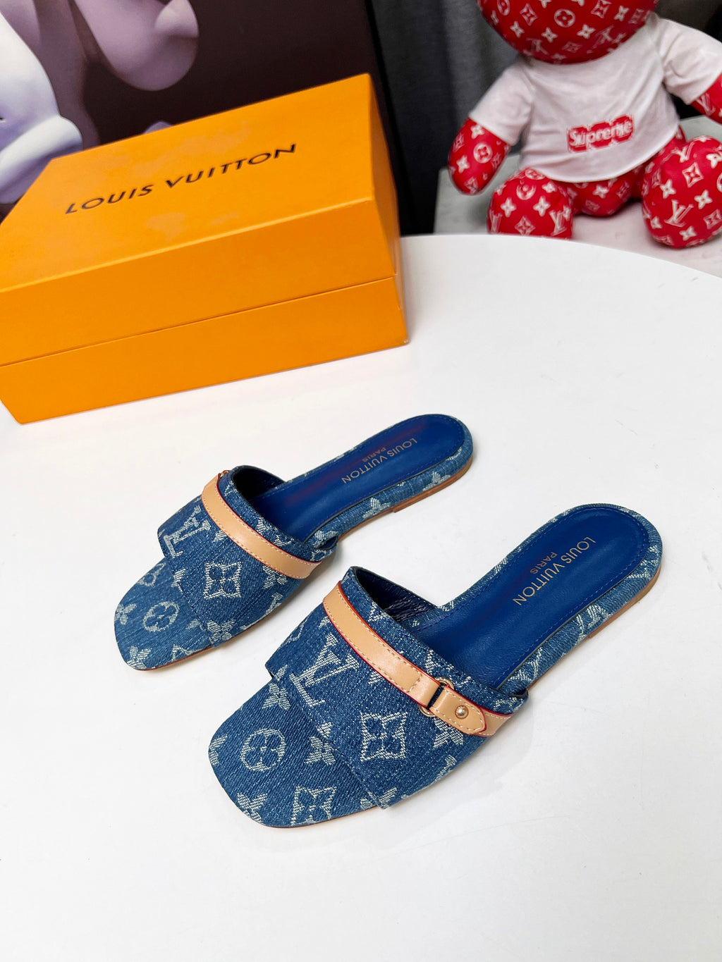 245RE23Z Popular high-quality shoes