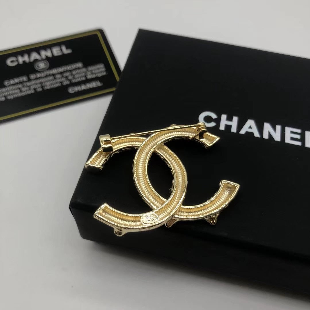 14C864X  Popular Brooch