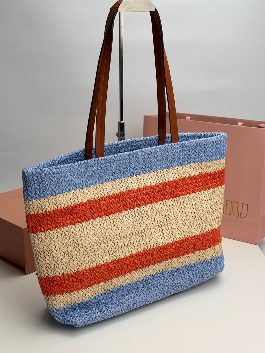 1XA78B Popular    Woven Bag