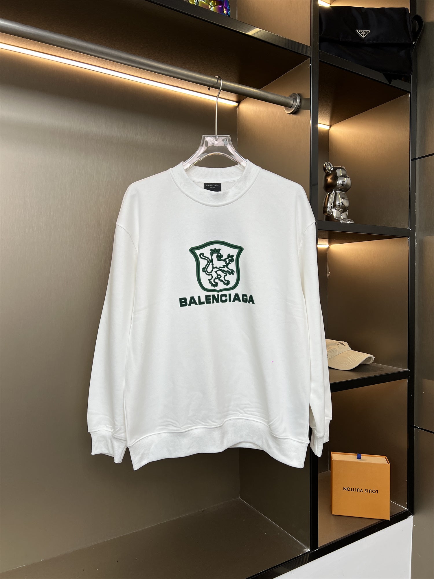 85ZJ169U Popular Sweaters