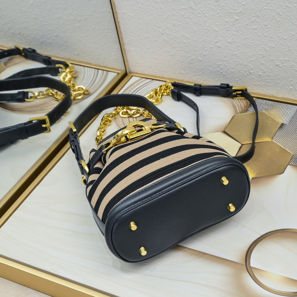 2XD370B Popular    leather bag 
