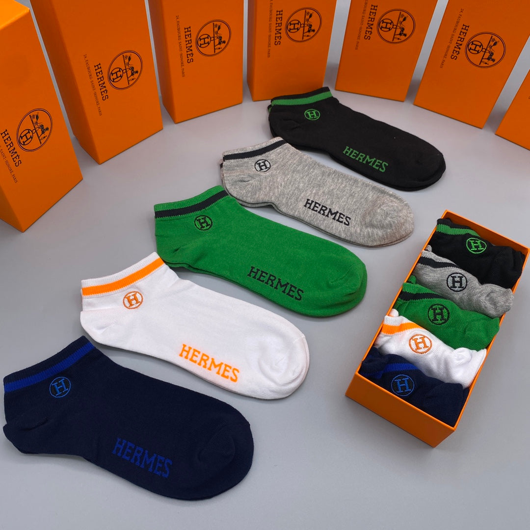 235QH52S Popular socks(5 pairs )