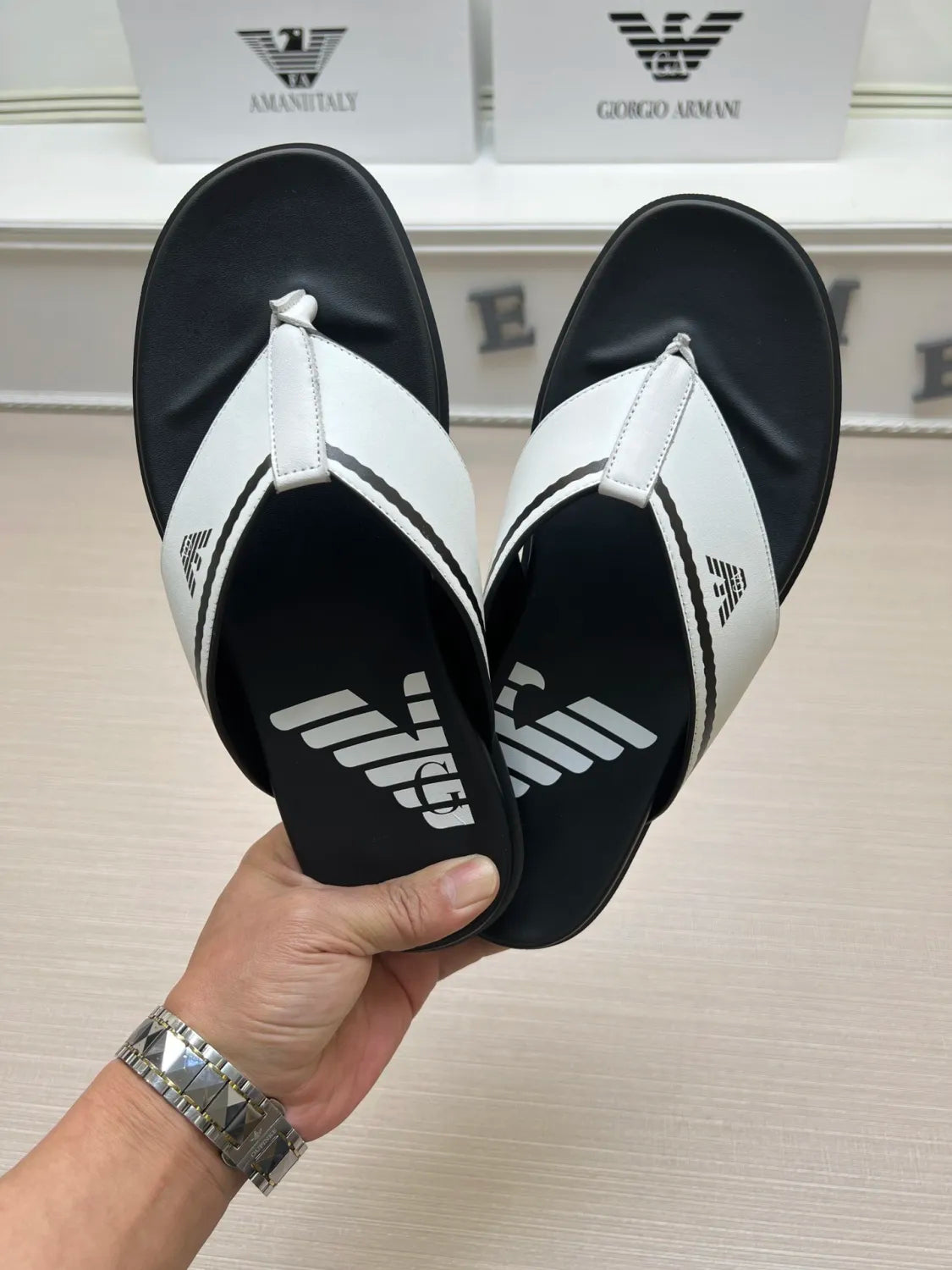 54A103Z Popular slippers