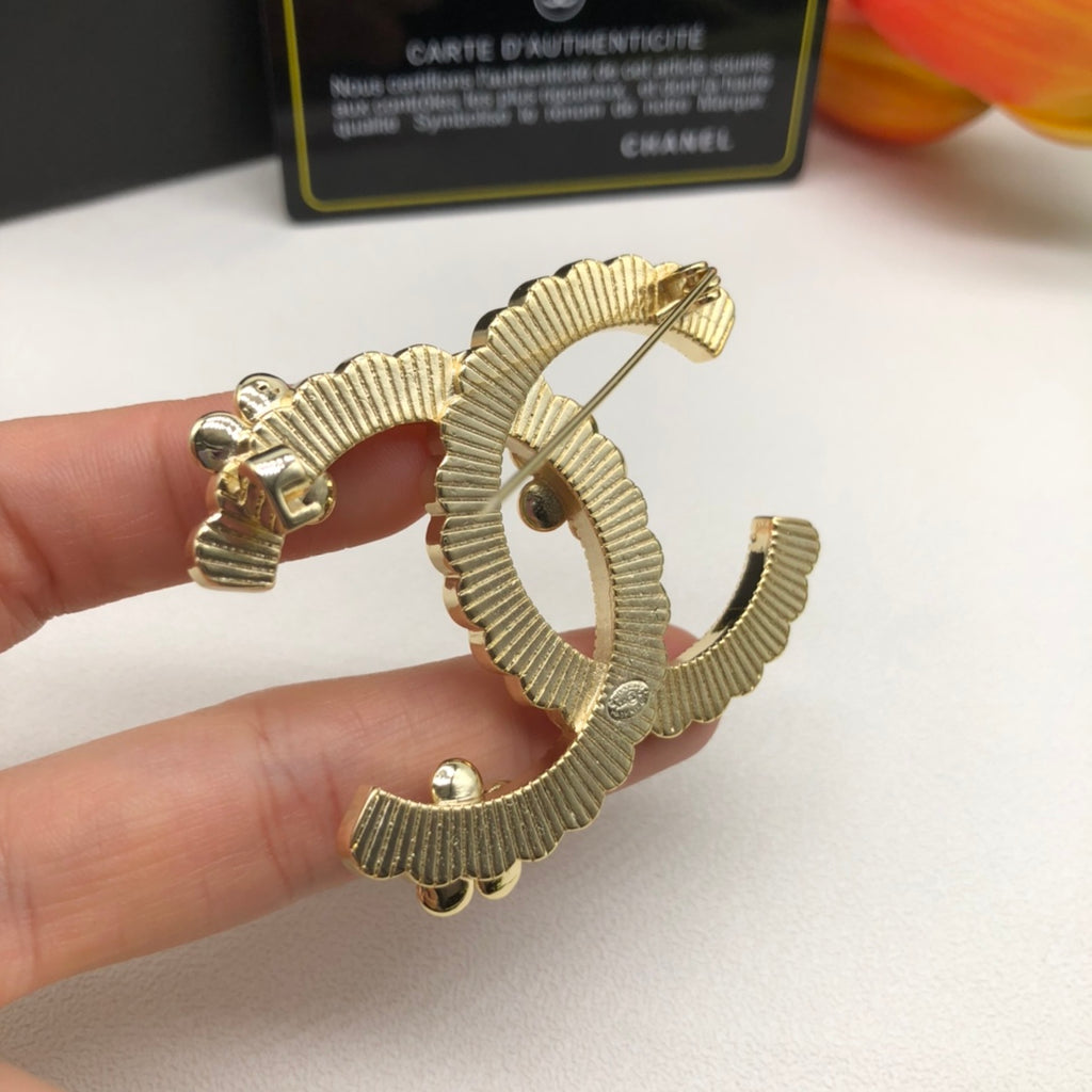 14C874X   Popular Brooch