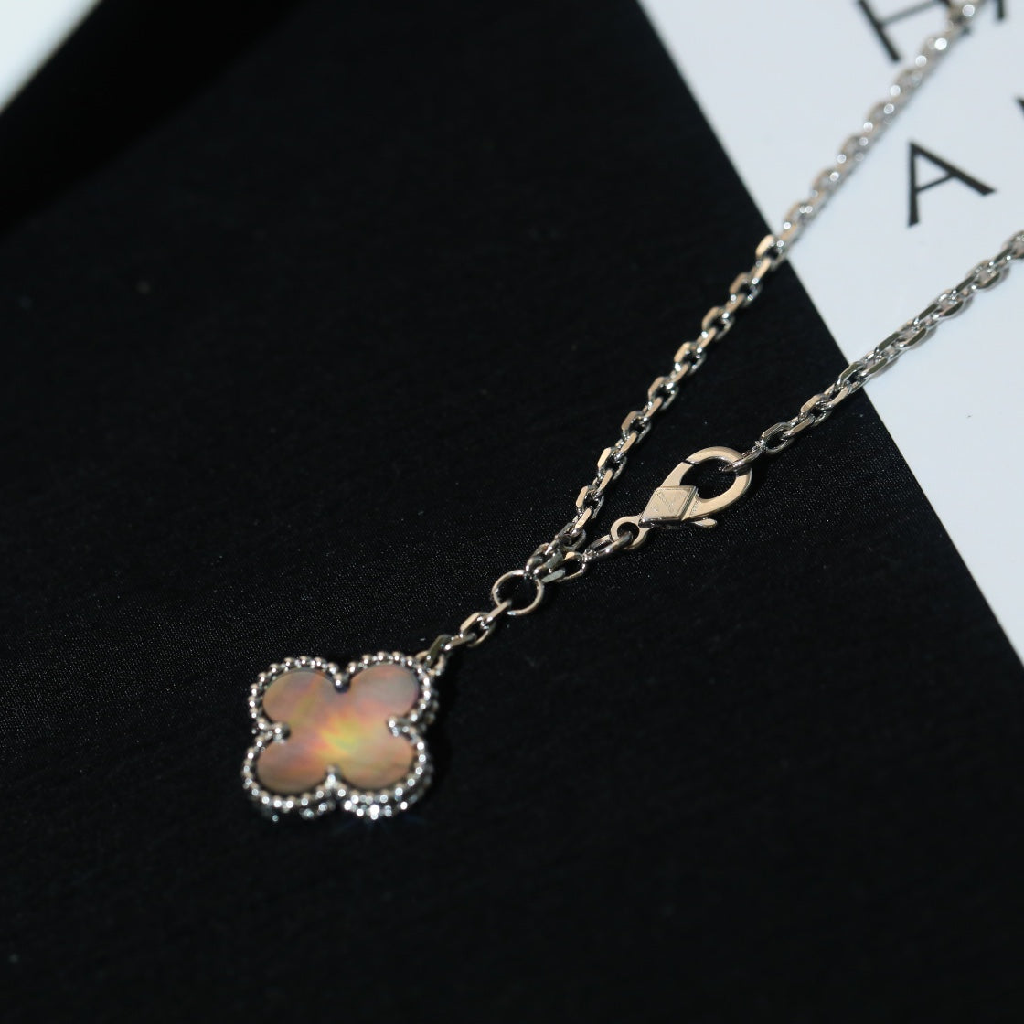 5XVA182K Popular 6 flowers necklaces