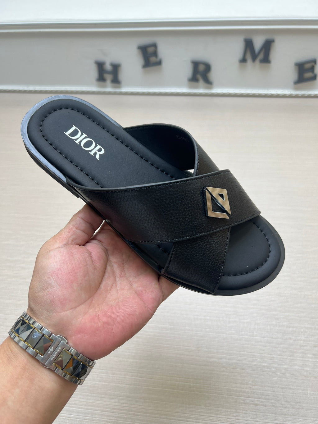 54D77Z Popular  slippers