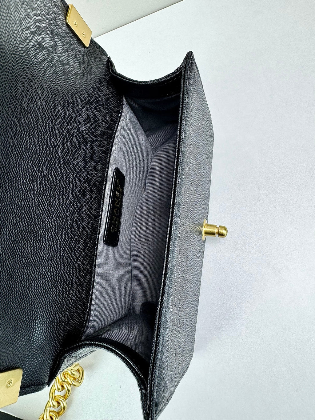 136PC17B Popular Caviar leather bag