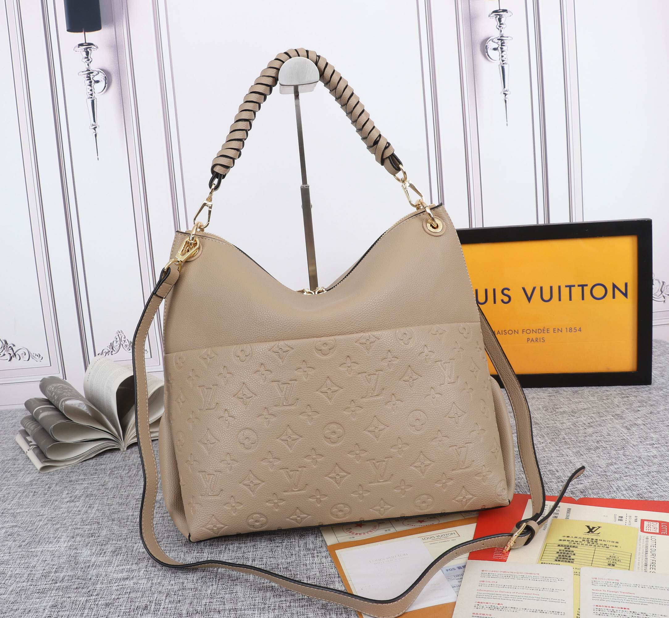 2XE51B Popular   leather bag 