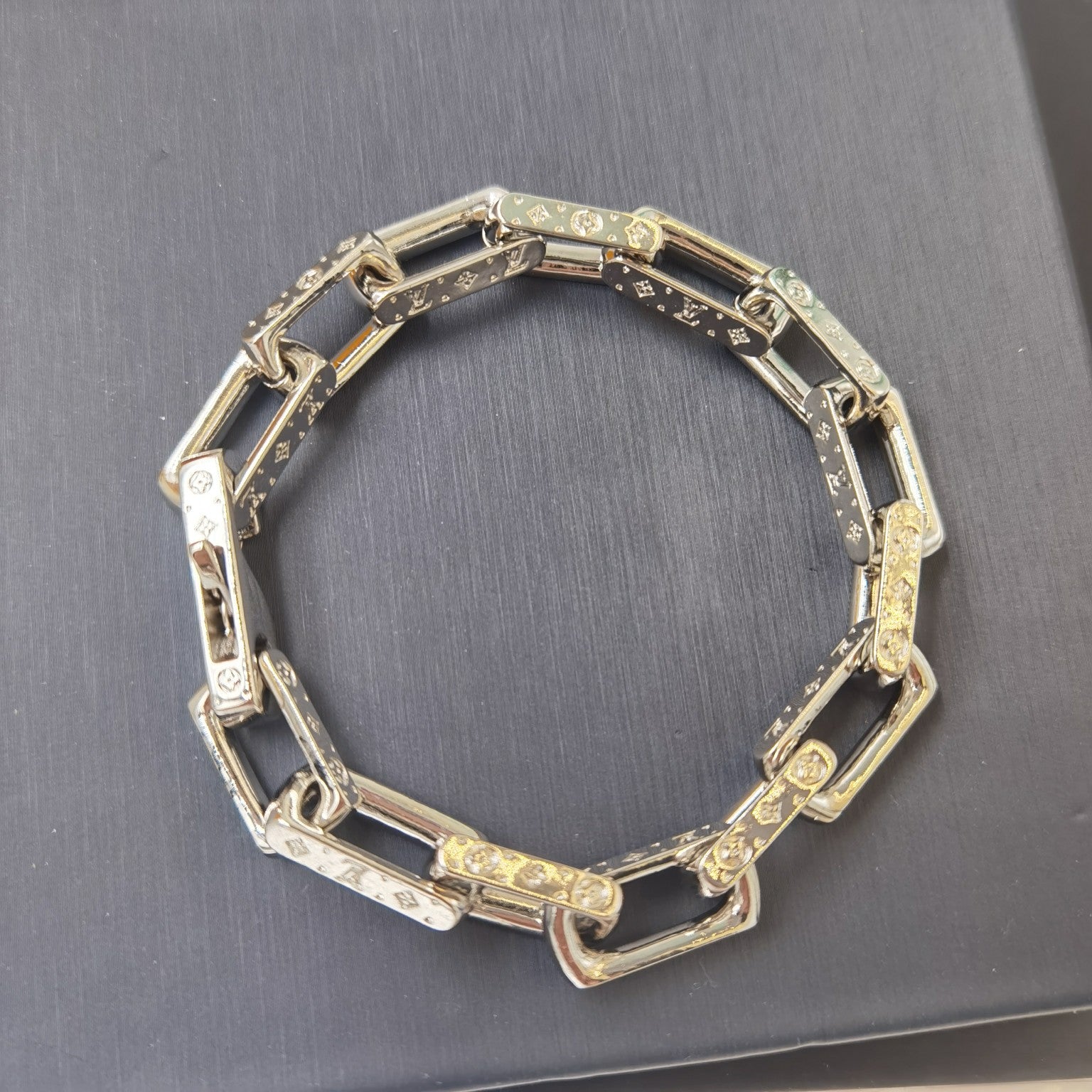 1YE352X  Popular   Bracelets Necklaces