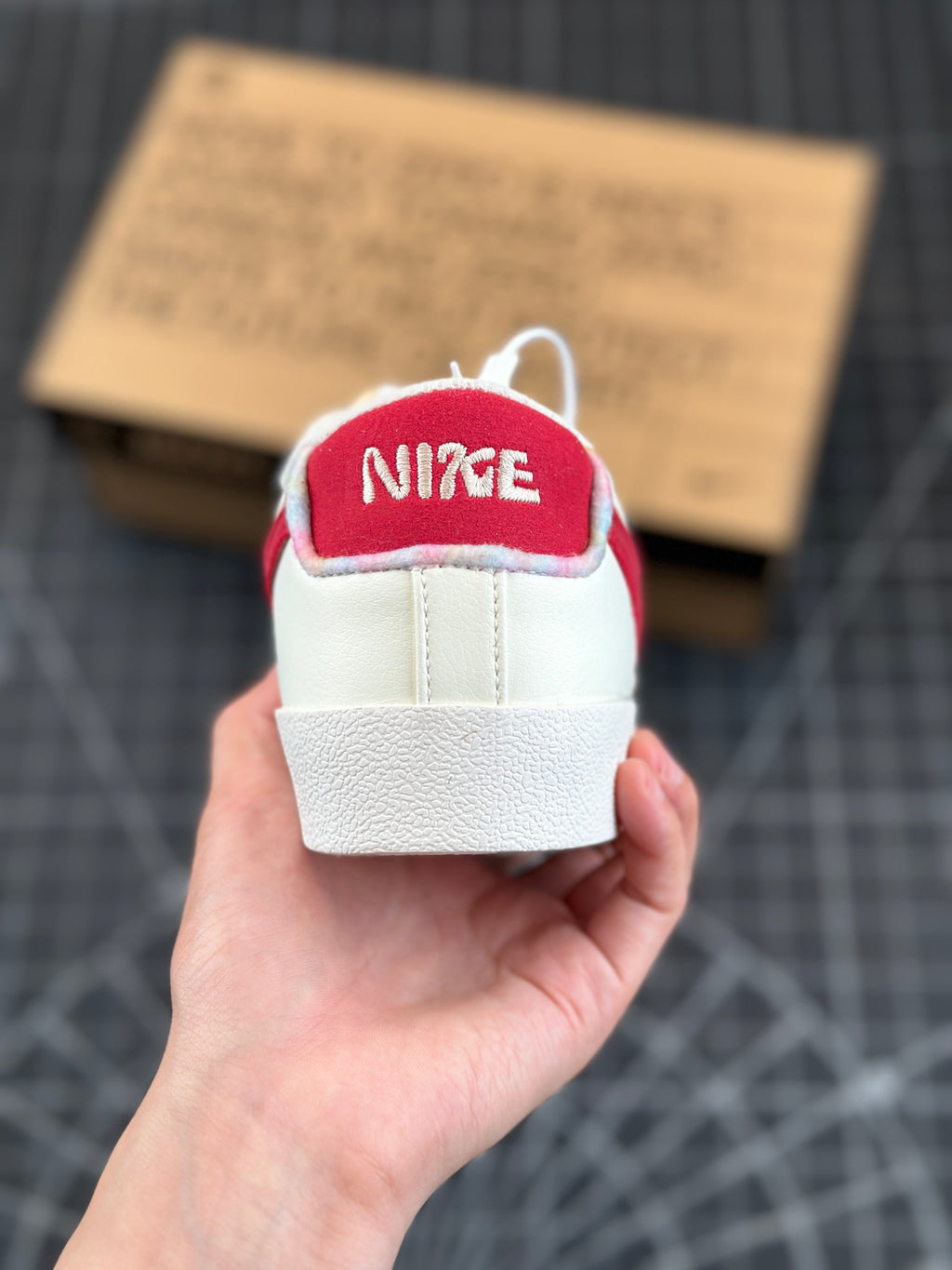 435ZA13Z Popular shoes (No box)