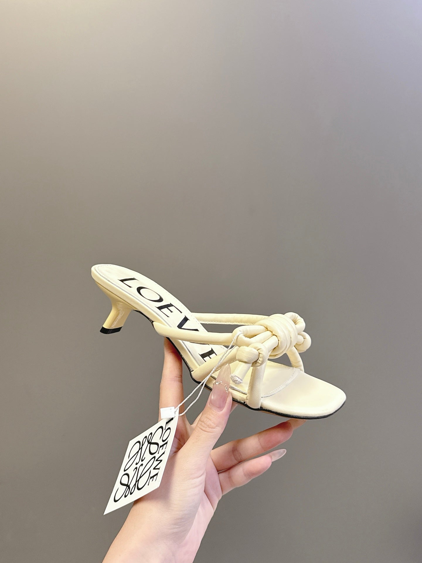 Z2R46A9 Popular high-quality leather Shoes
