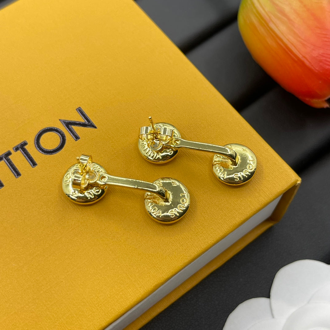 14E979E Popular  Earrings