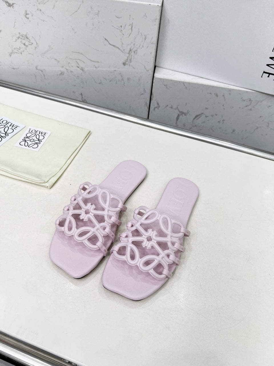 Z2X66A22 Popular high-quality leather Shoes