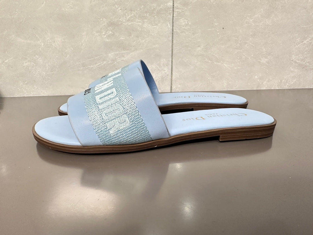 14D32Z Popular slippers