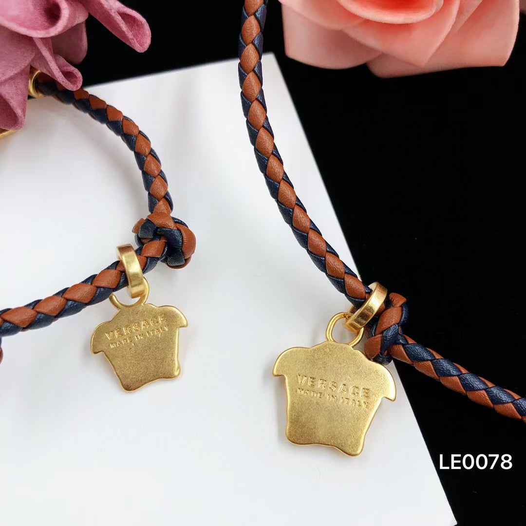 15QV139X Popular Necklace