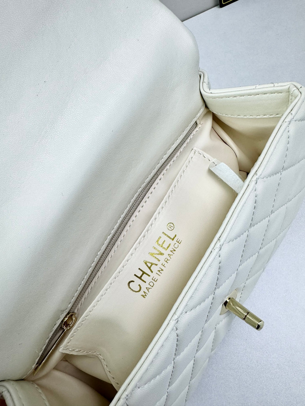 B1X66C5 Popular high-quality leather bag