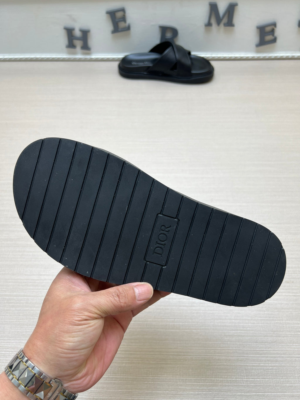 54D115Z Popular slippers