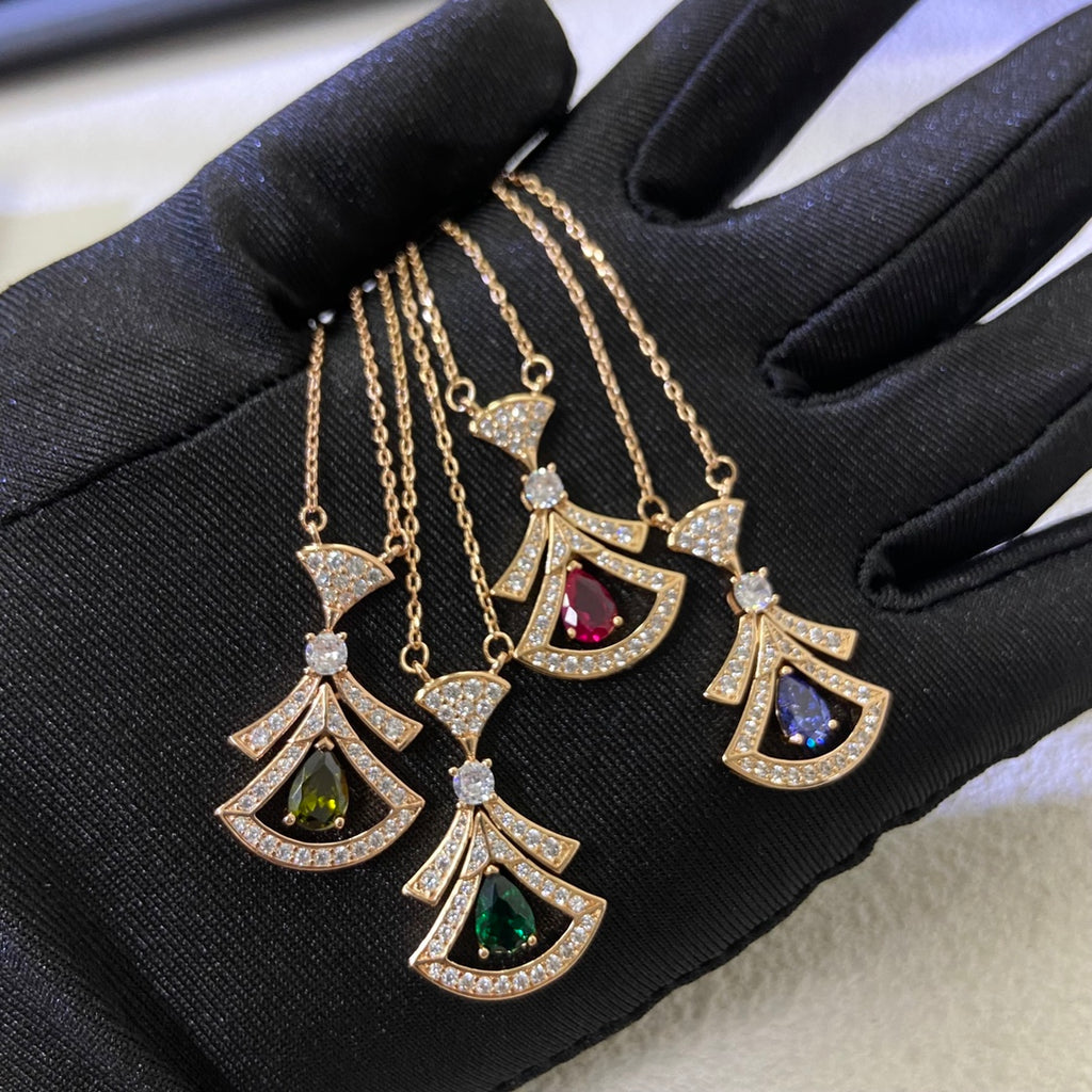 55QS415X Popular Necklaces