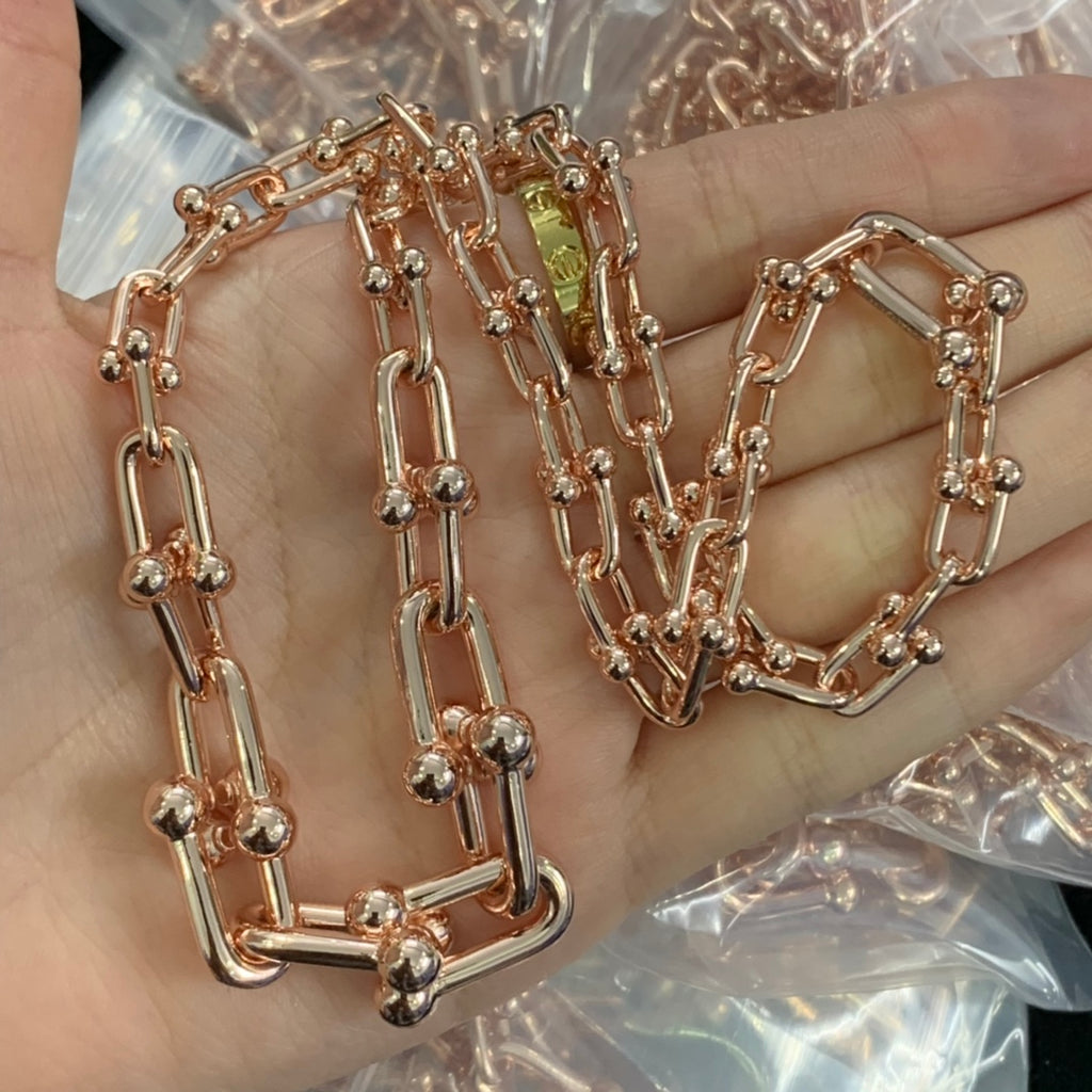 8XT30X  Popular     Earring Bracelets Necklaces