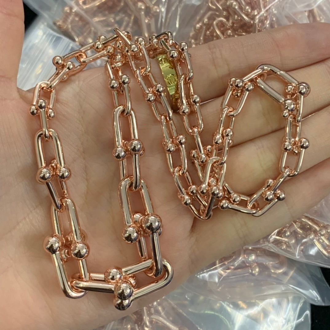 8XT30X  Popular     Earring Bracelets Necklaces