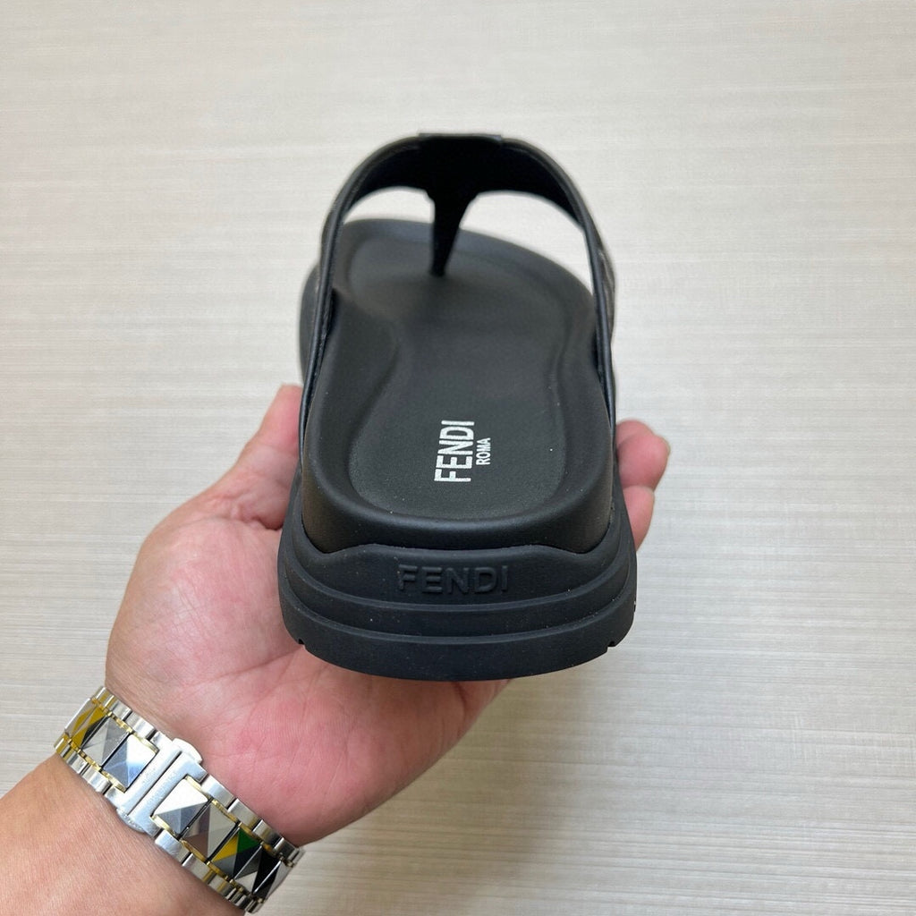 5LF222Z Popular Slippers