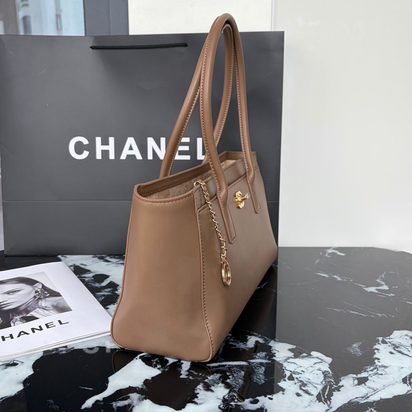 B1P46C179 Popular leather bag