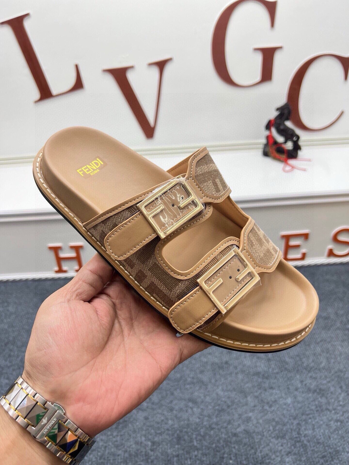 54F38Z Popular slippers