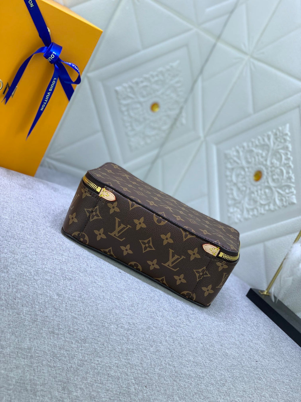 1XE272B Popular  leather bag 