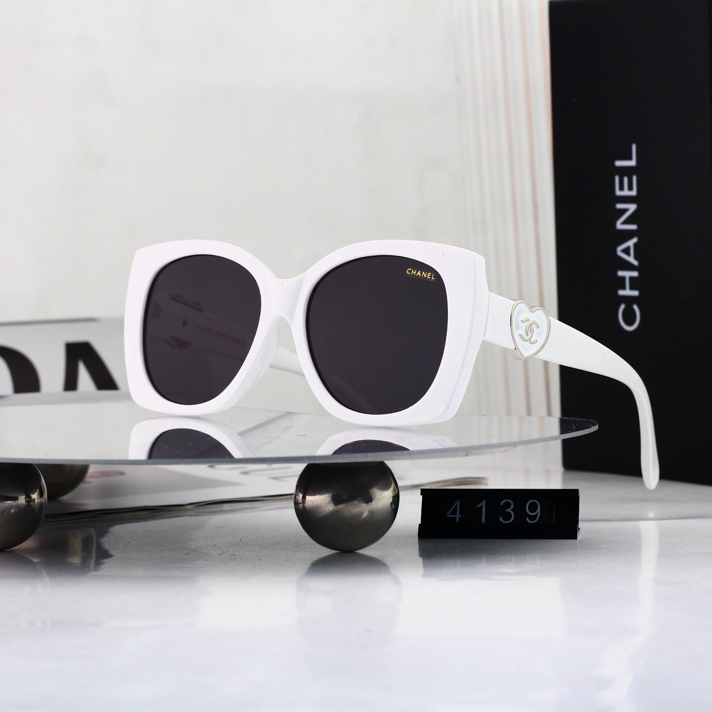 156PC42T Popular Sunglasses