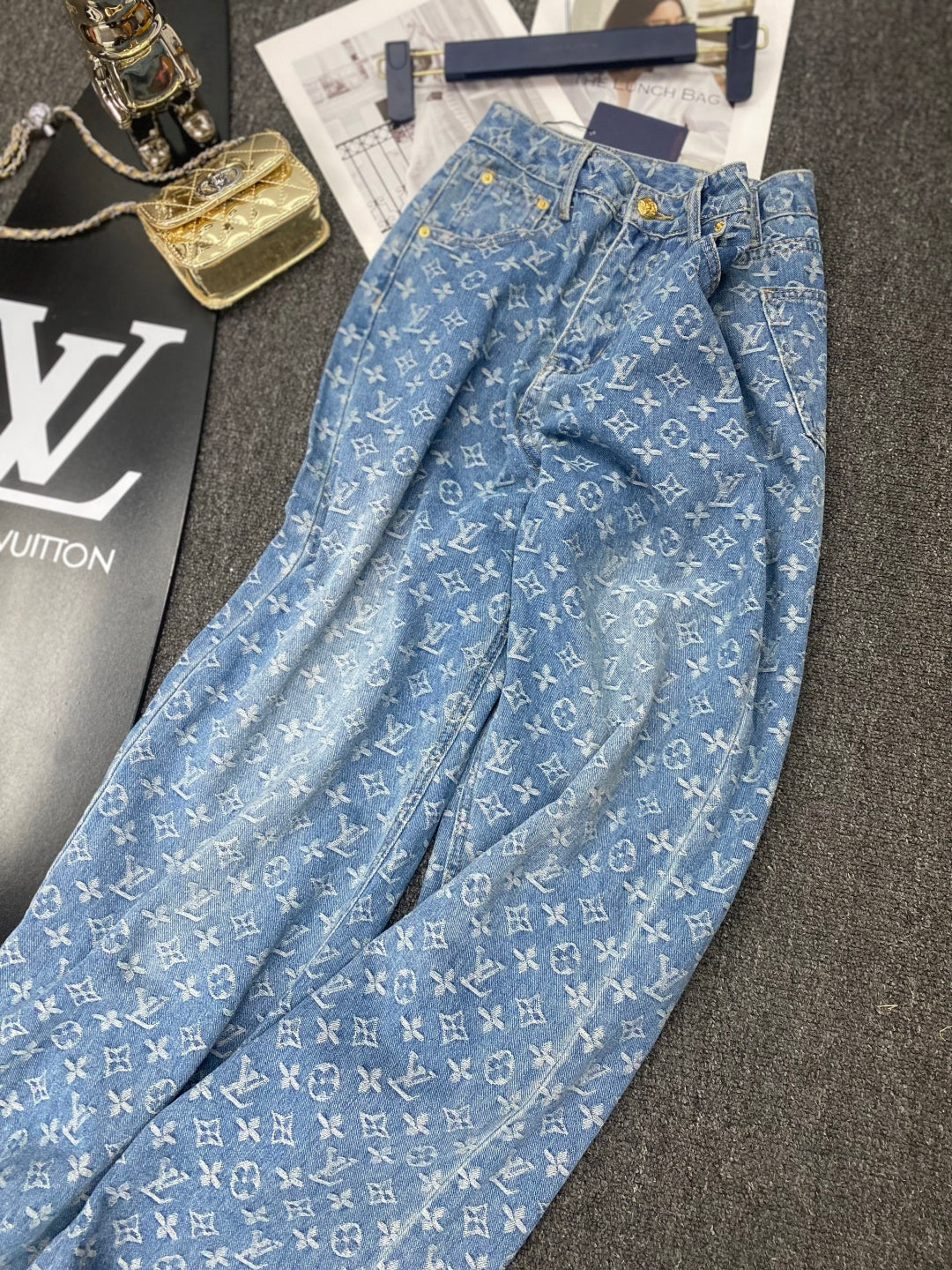 256XE63U Popular Pants fashion jeans