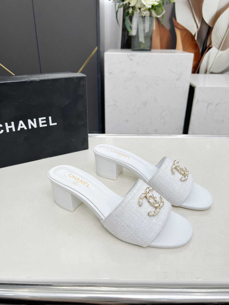 255QB30Z Popular shoes