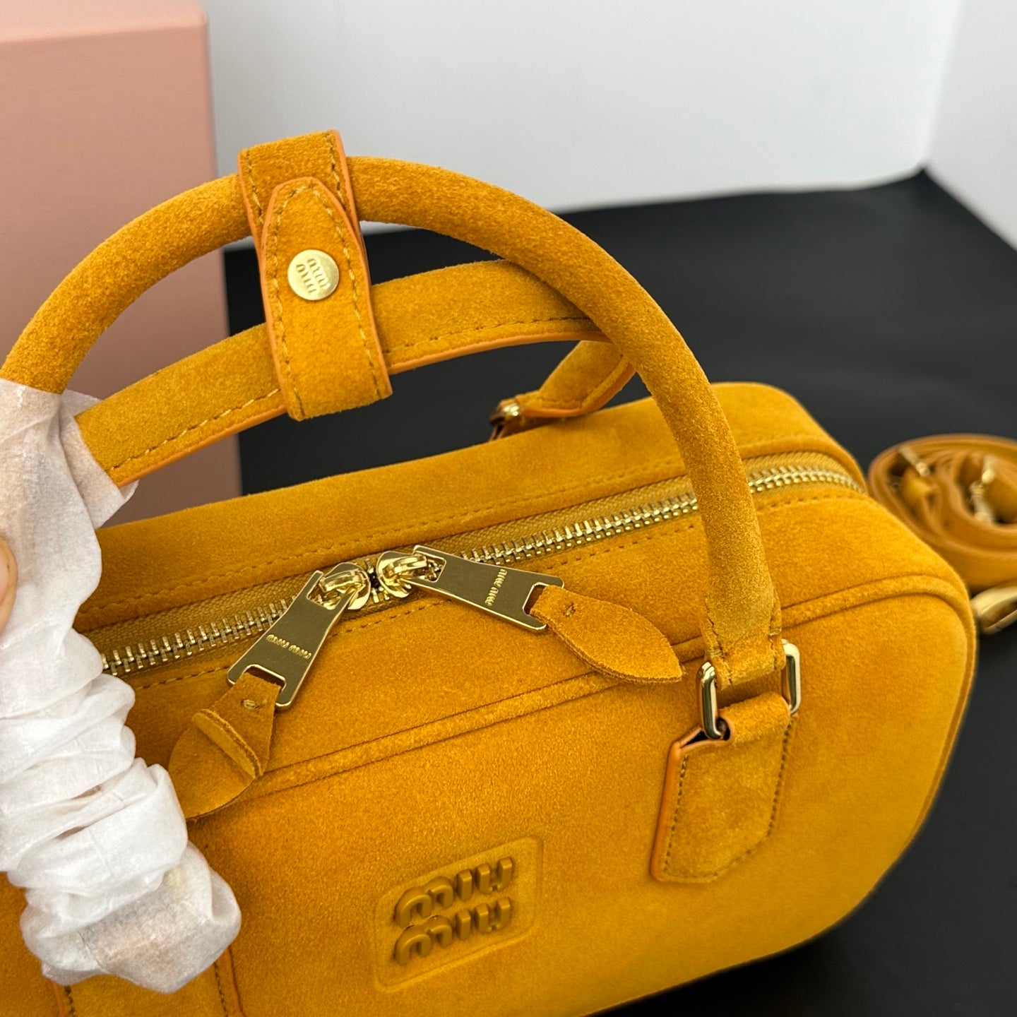 B1P46A153 Popular leather bags
