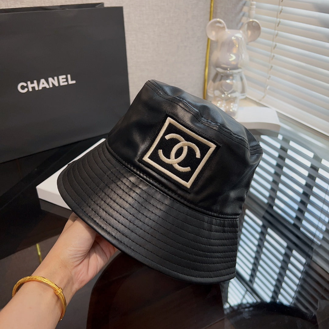 16XC14M Popular hats