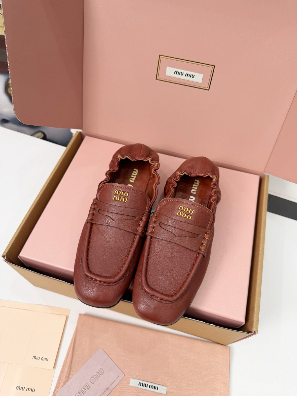 Z2P36A53 Popular high-quality leather Shoes