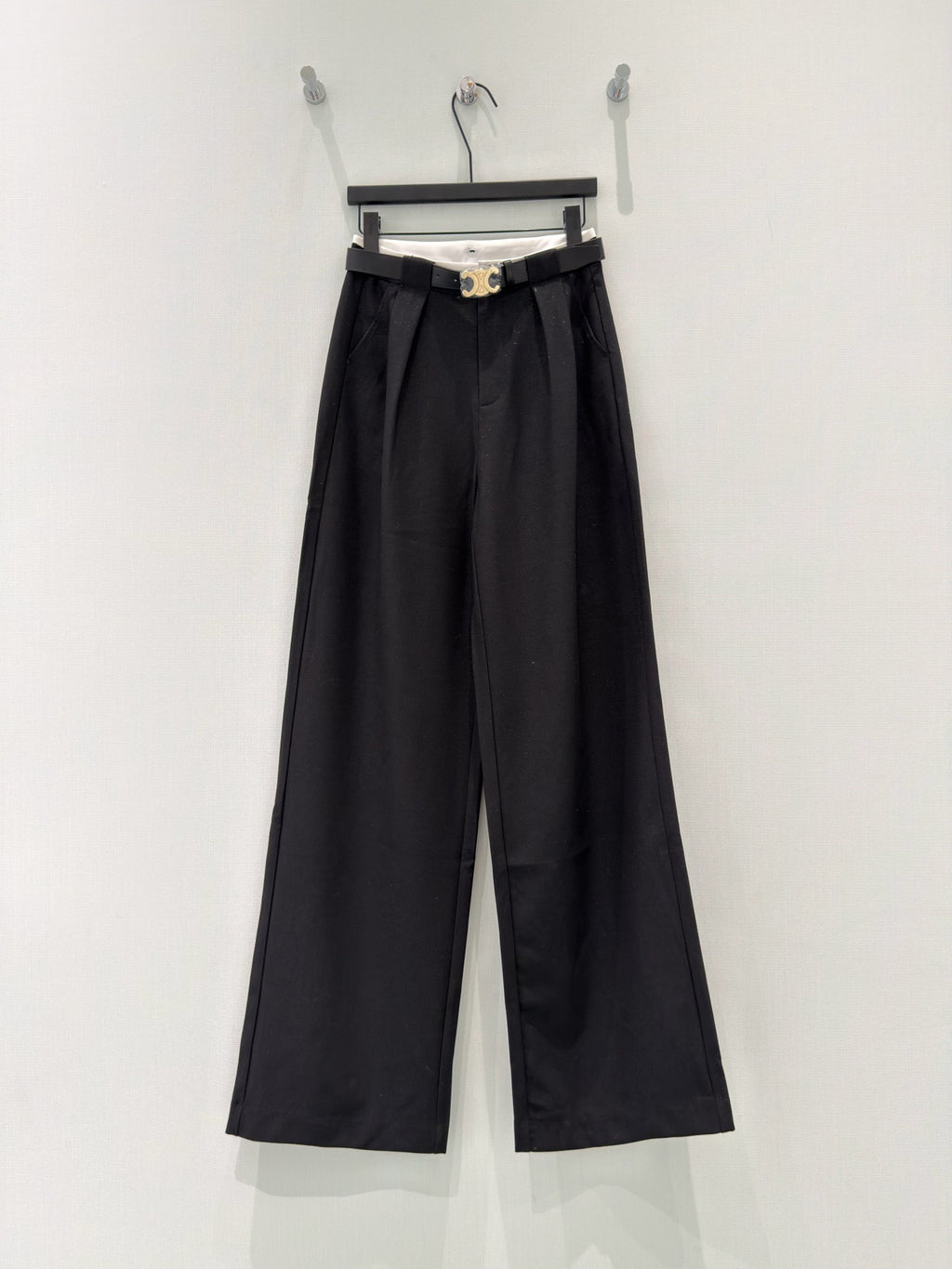 U2X56A10 Popular Pants