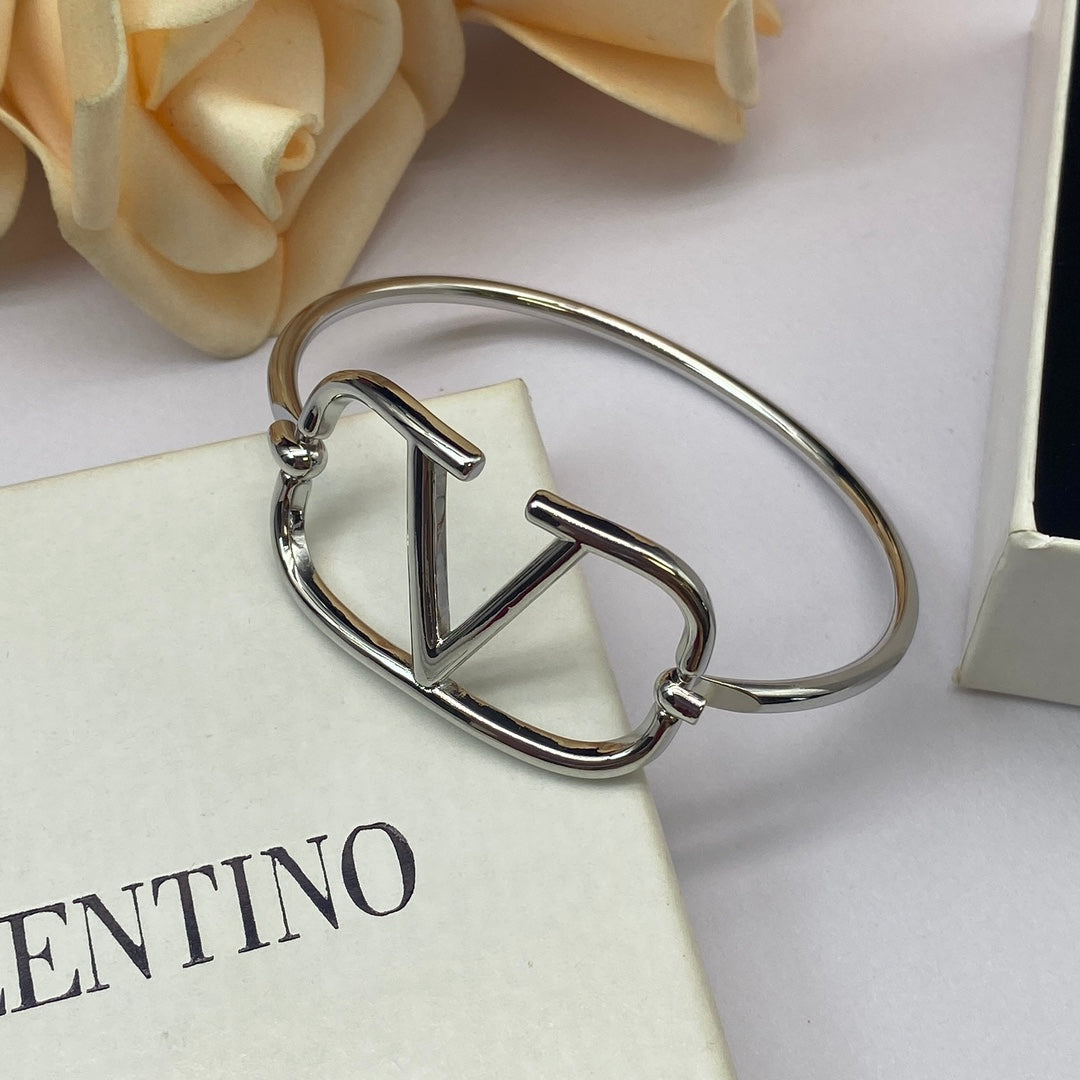 1YVL75K  Popular Bracelets