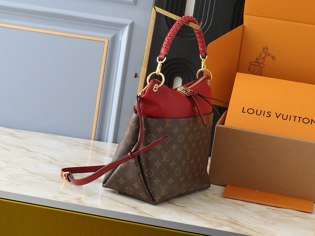 1WE115B Popular leather bag