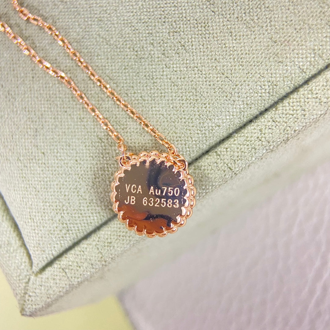 55QVA222X Popular Necklace