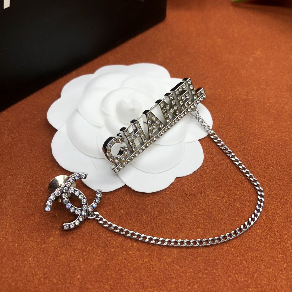 14C884X    Popular Brooch
