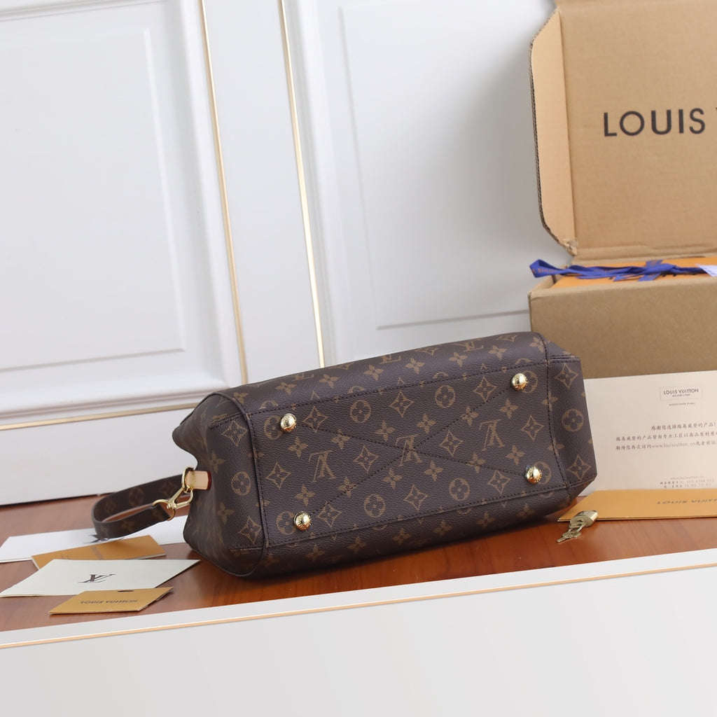 2XE317B Popular   leather bag 