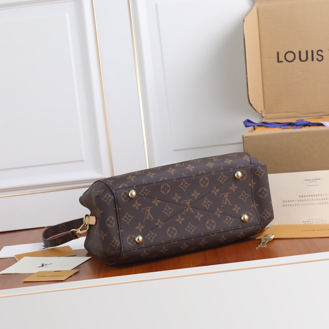 2XE317B Popular   leather bag 